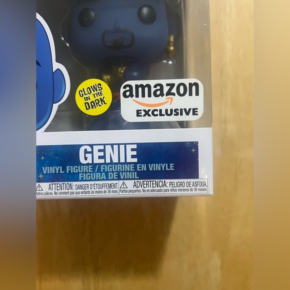 Funko Pop Disney Live Action Aladdin Genie,Glow in the Dark,#539,New,NWT - Picture 2 of 5